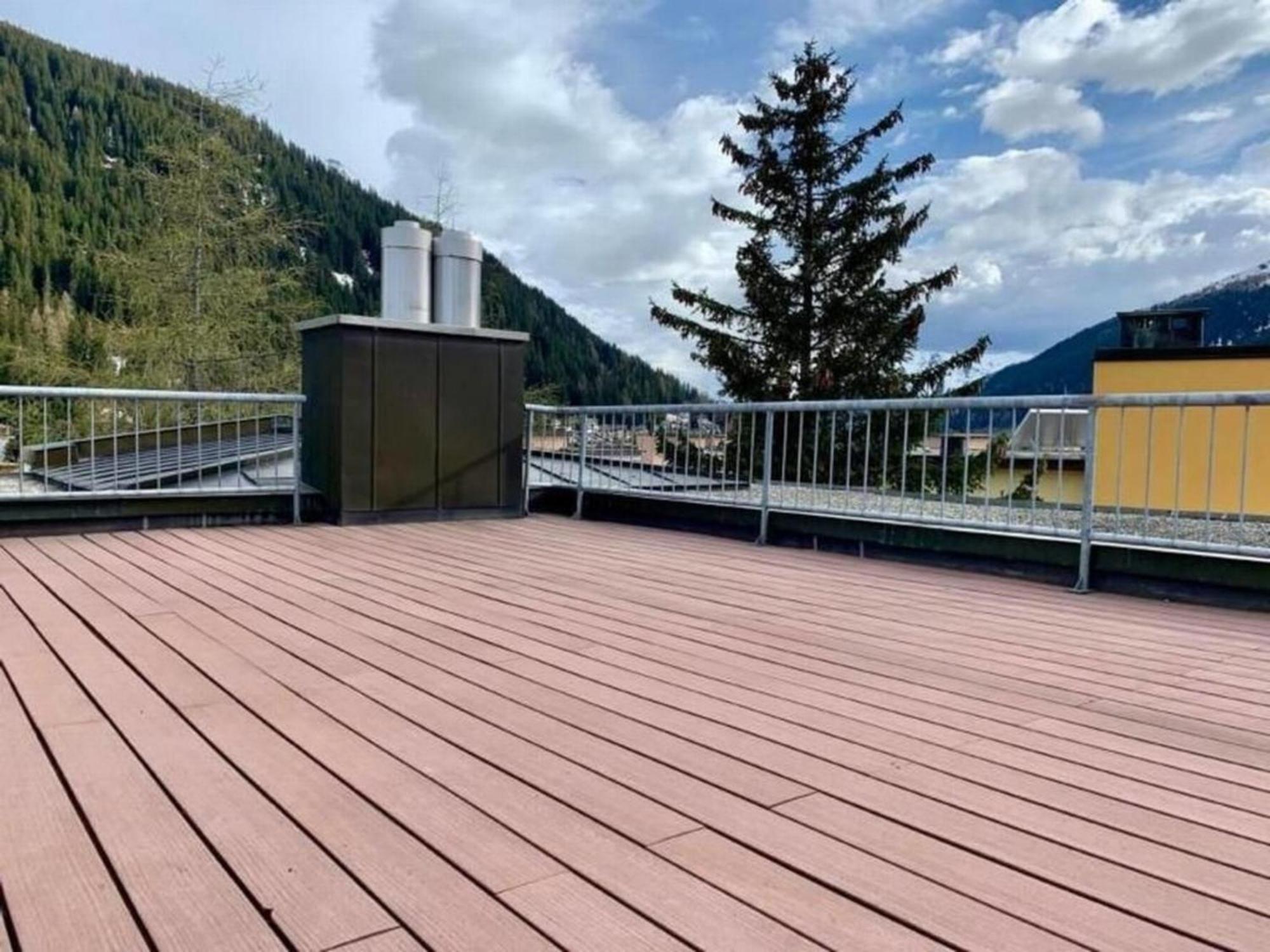 Ferienwohnung Gian: Central Apartment Near Congress Center & Winter Activities Davos Exterior photo
